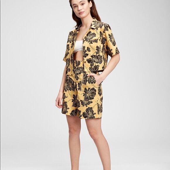 NWT Gap Sky High Pull-On Bermuda Print Shorts - Picture 2 of 7